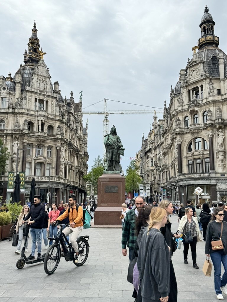 429D3F42-A948-4F27-A5D0-FC9C5C6229A3_1_105_c